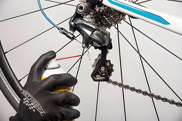 Cleaning Derailleur Cleaning Derailleur